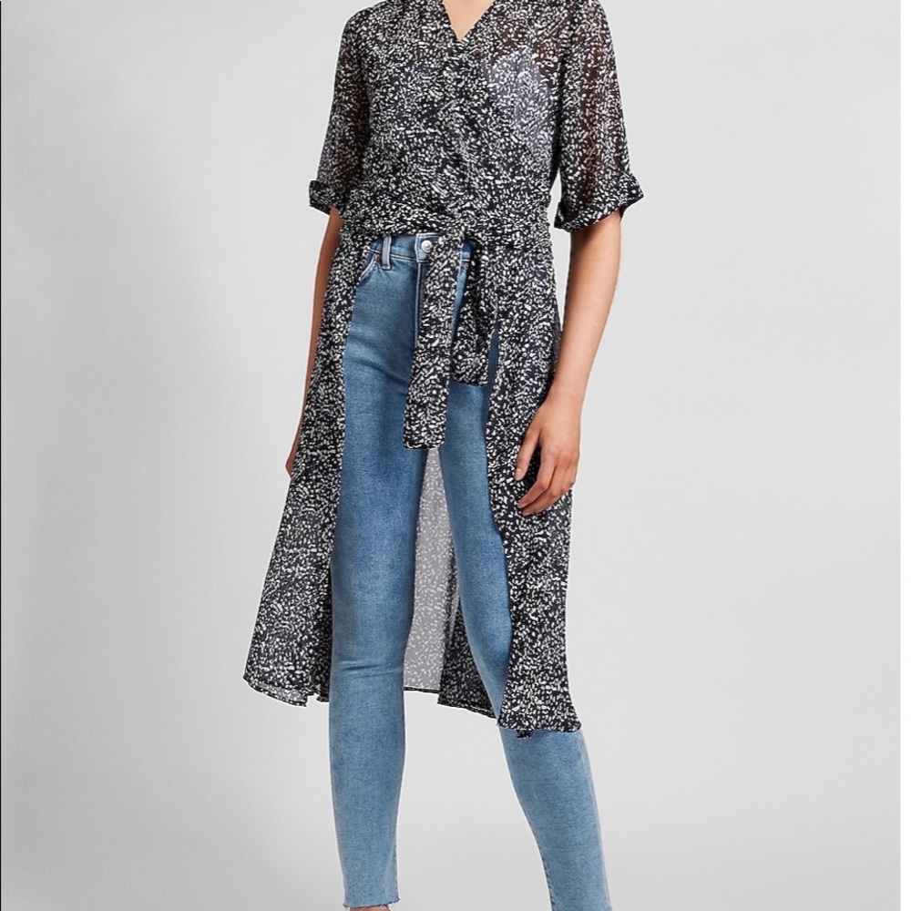 Wrap Front Top